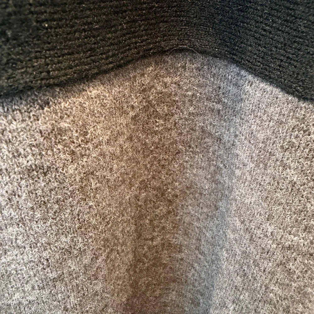 Covington Black Gray Colorblock Mock Neck Sweater Women’s L Knit Pullover
